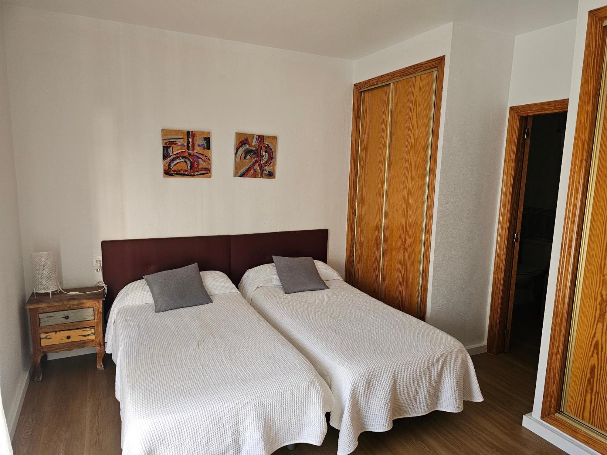 Apartamentos Plaza Alicante Quarto foto