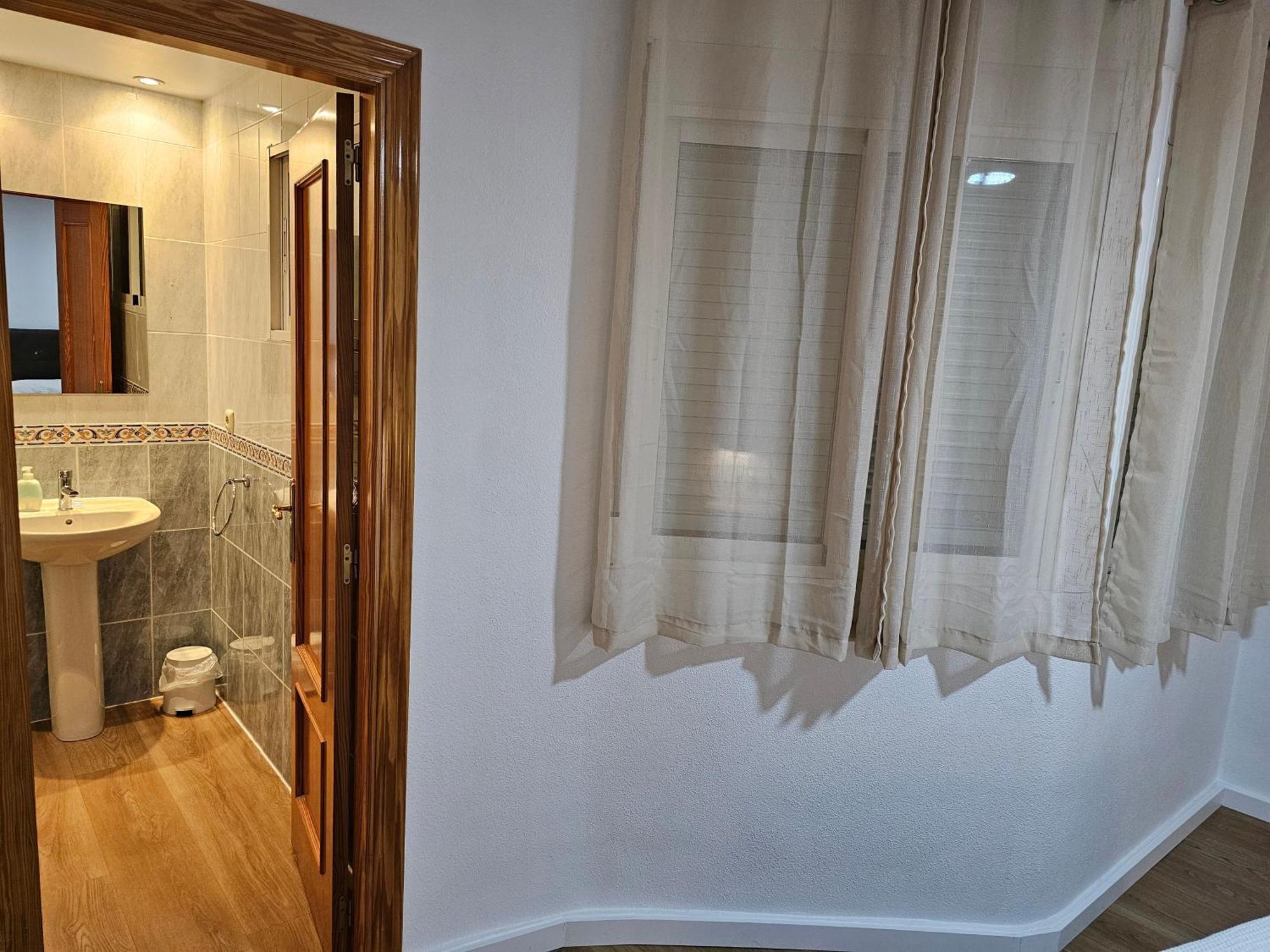 Apartamentos Plaza Alicante Exterior foto