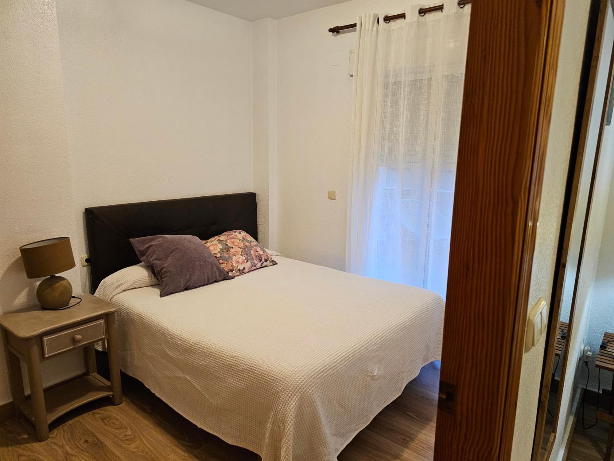 Apartamentos Plaza Alicante Quarto foto